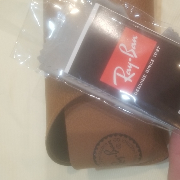 Ray~Ban - Picture 6 of 8